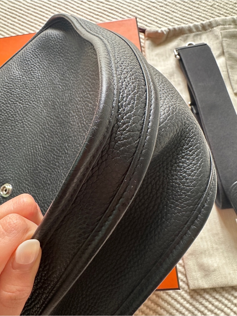 Hermes Evelyne 29 Noir (Black) w/ silver hw - Picture 8 of 14